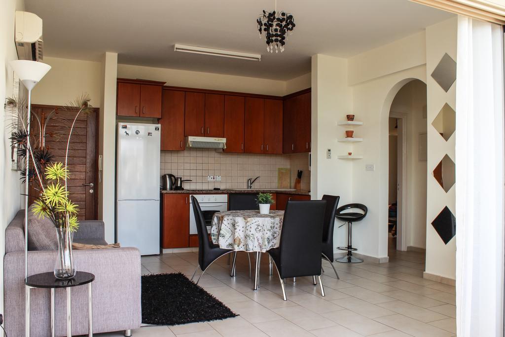 King'S Gardens Apartment Pafos Zewnętrze zdjęcie