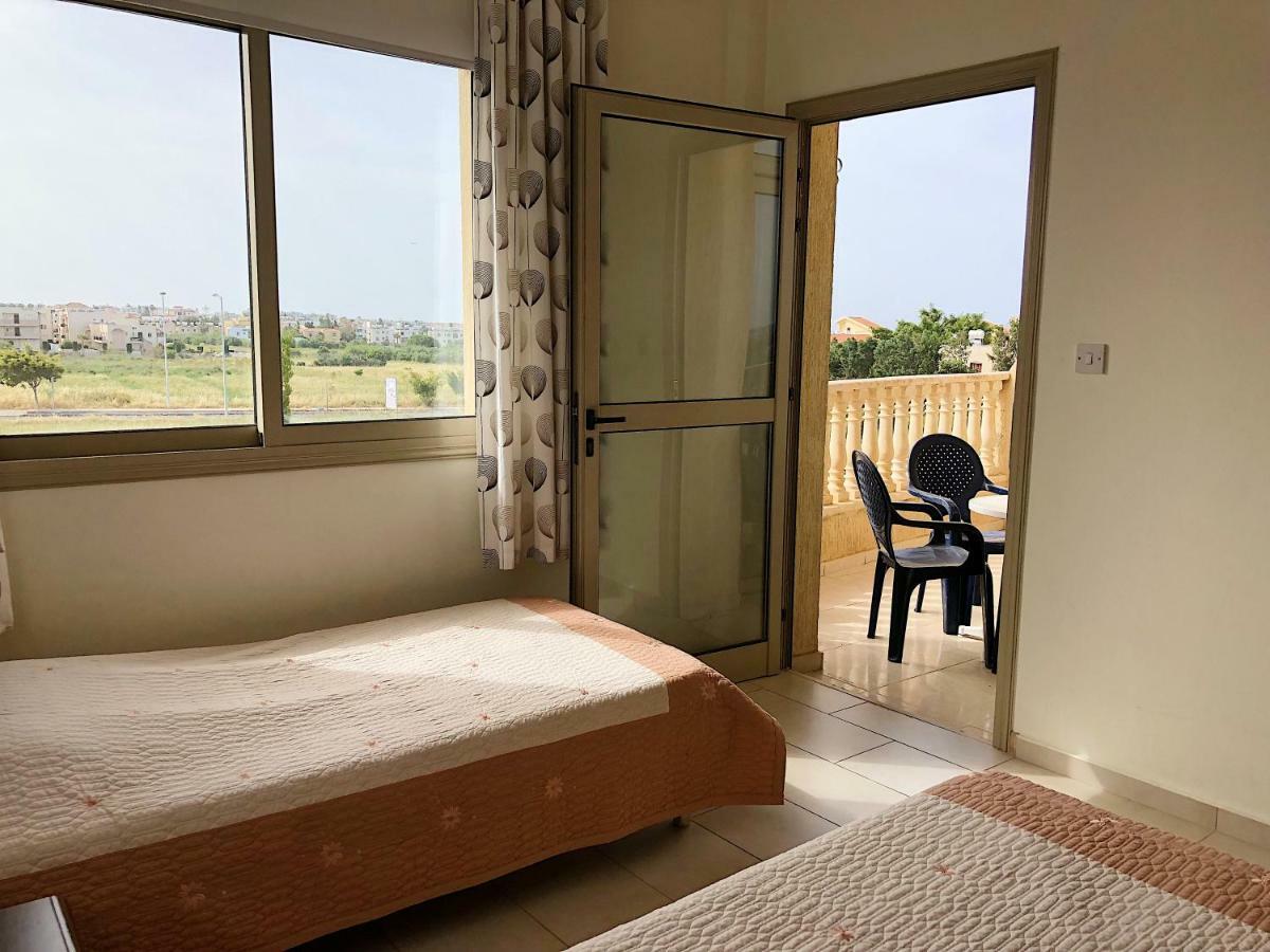 King'S Gardens Apartment Pafos Zewnętrze zdjęcie
